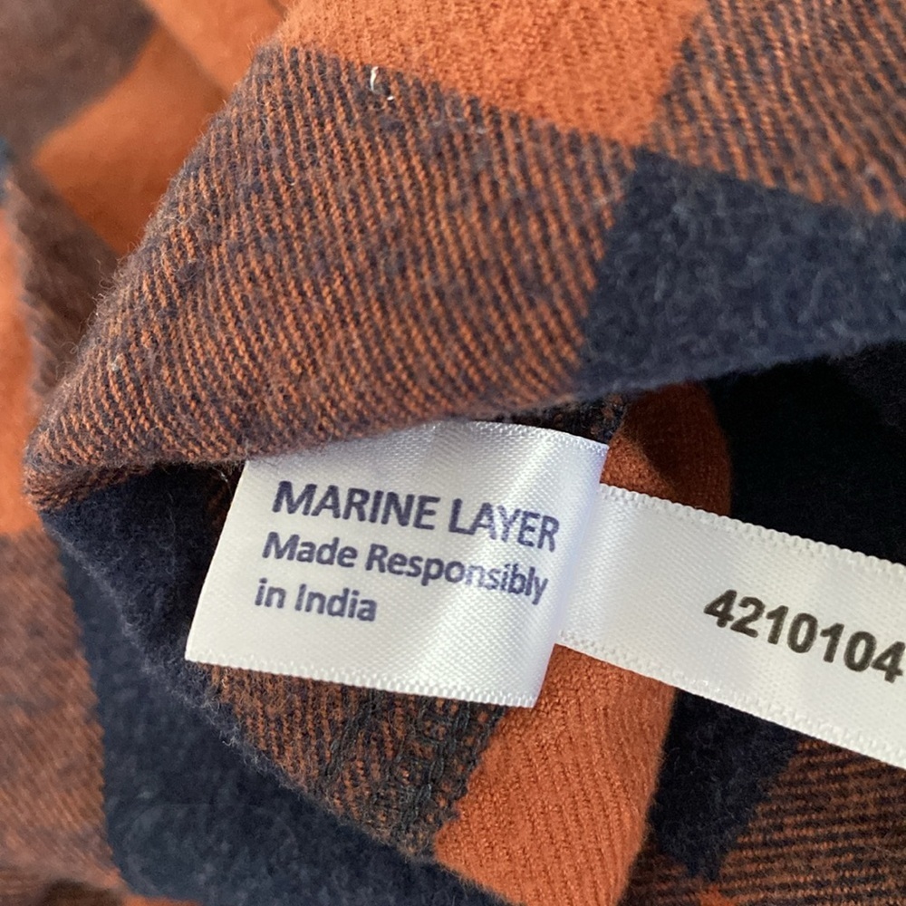 MARINE LAYER Classic Fit Balboa Button Down in Navy/Chutney Orange - Picture 12 of 15